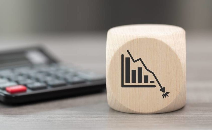 CAUSA DE DISOLUCIÓN E INSOLVENCIA SIMULTÁNEAS
